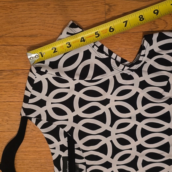 LIZ CLAIBORNE WOMENS BLACK  WHITE SYMMETRICAL SMALL CAP SLEEVES DRESSSIZE LARGE - Picture 8 of 13